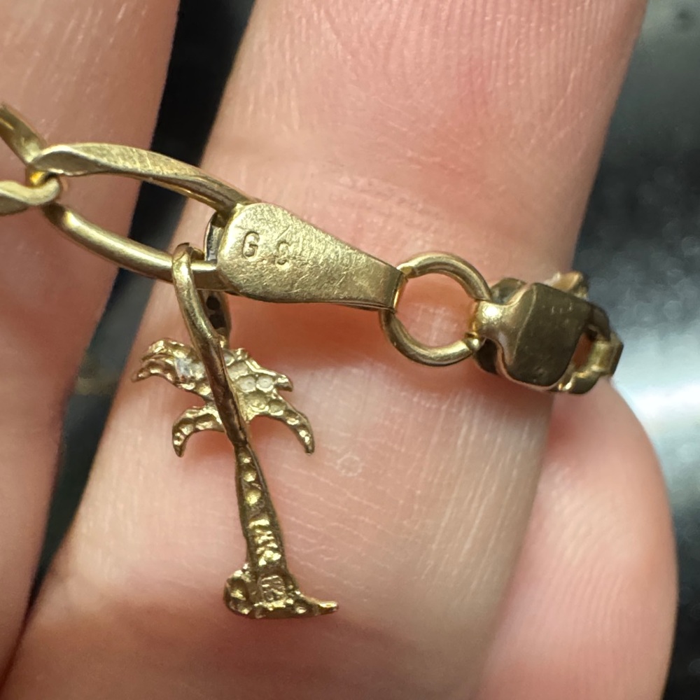 Italian Gold Charm Bracelet - Picture 3 of 5